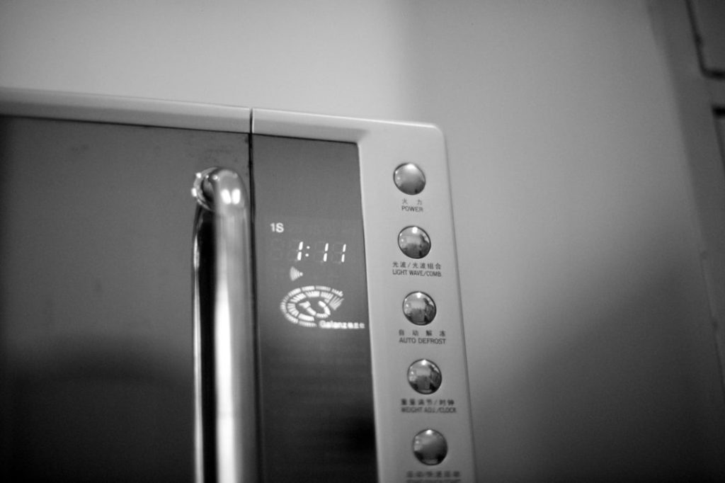 Photo microwaves maintenance